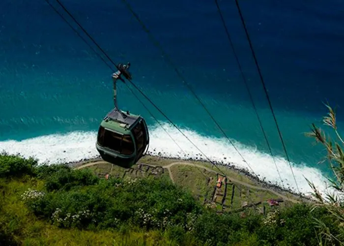 Quintinha Achadas Semesterbostad