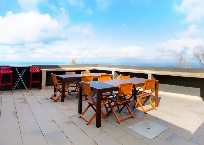 Quintinha Achadas Semesterbostad