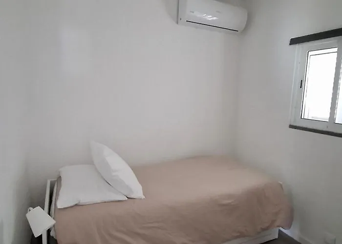 Semesterbostad Quintinha Achadas